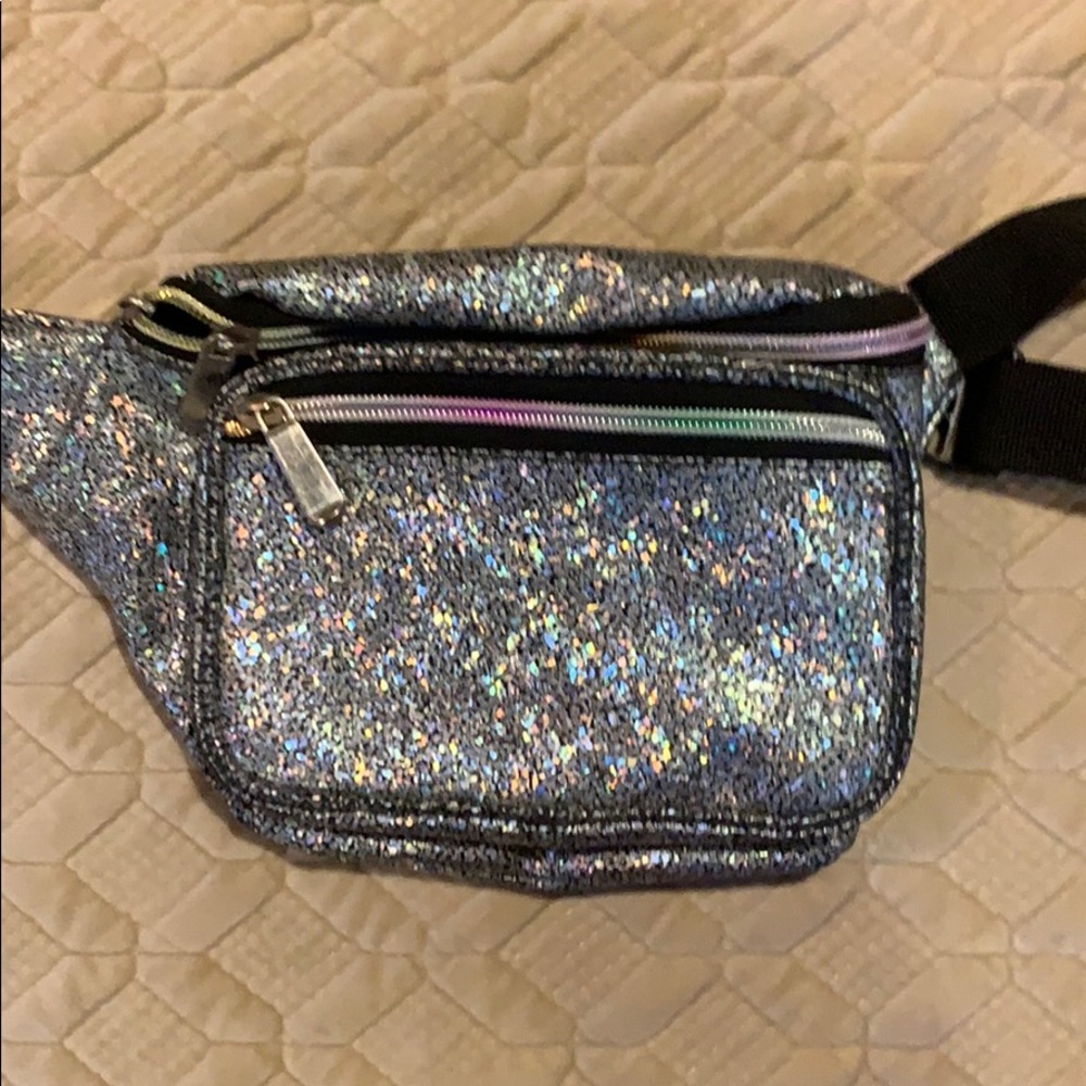 Fanny pack
